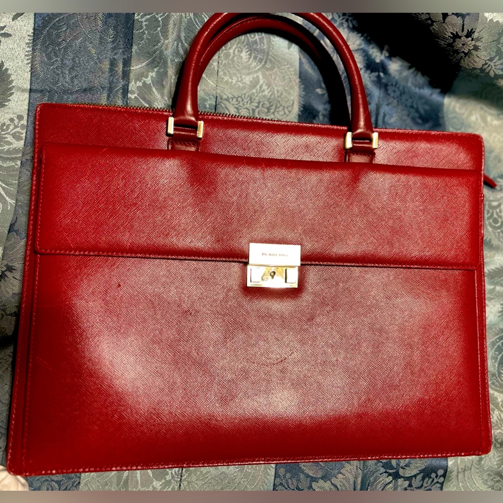 AUTHENTICATED BURBERRY Vintage Leather Business Hand Bag Briefcase Scarlet Red!